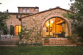 gaiole tuscany farmhouse 2
